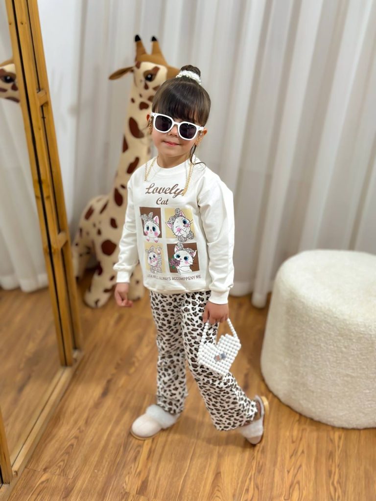 چهار گربه (141971)