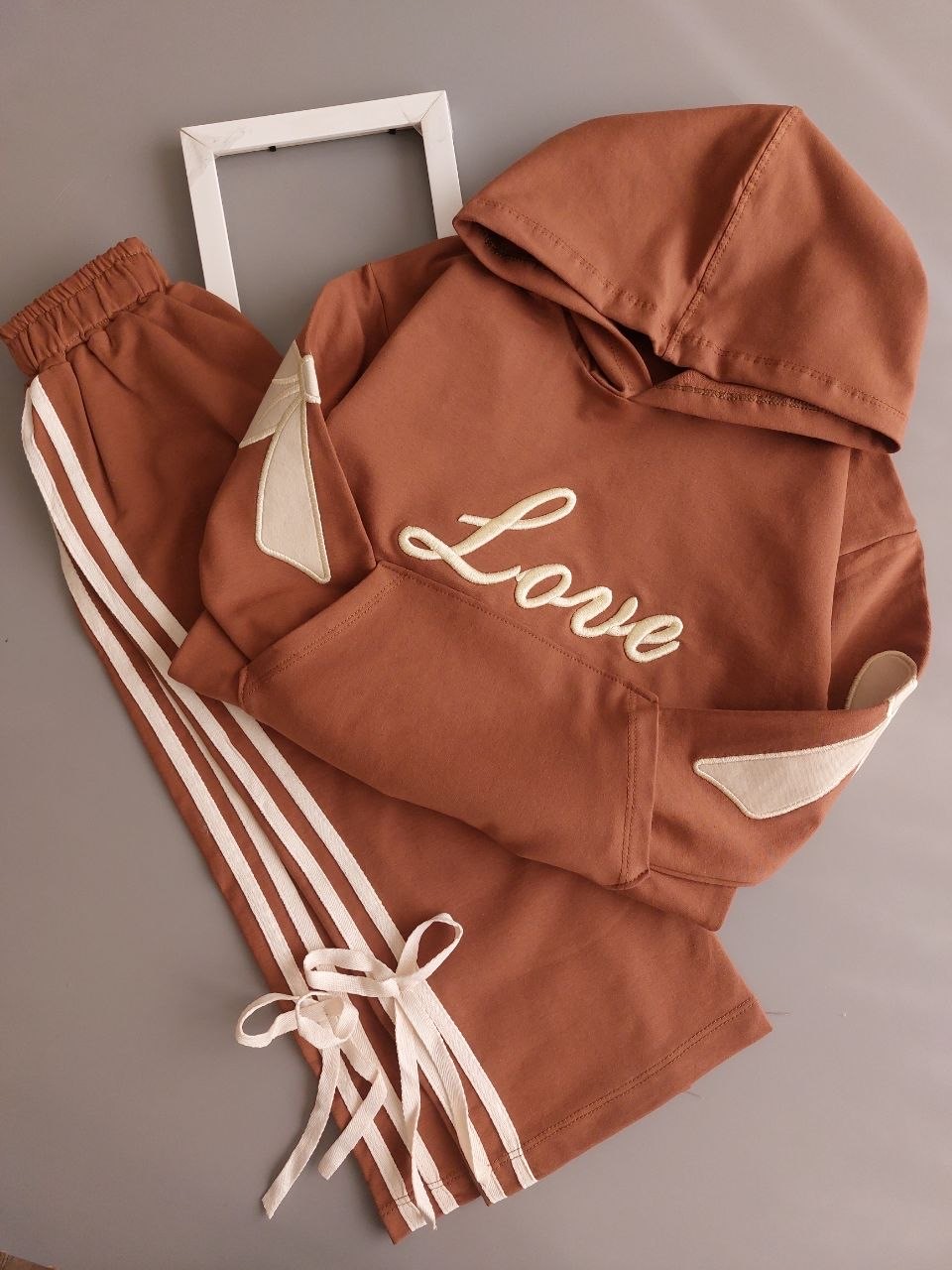 کلاهدار پاپیون (145661)