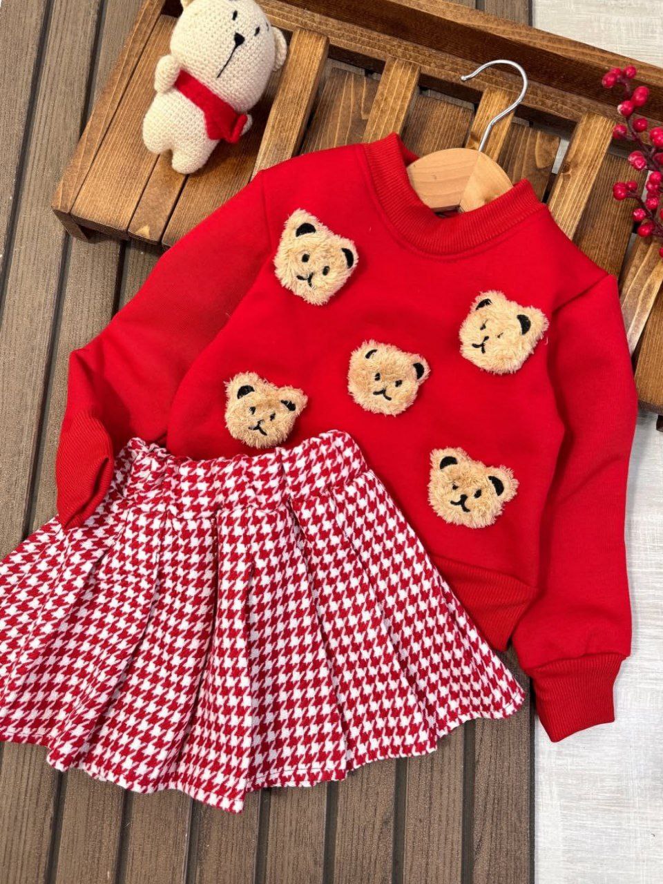 یلدایی خرس برجسته (148153)