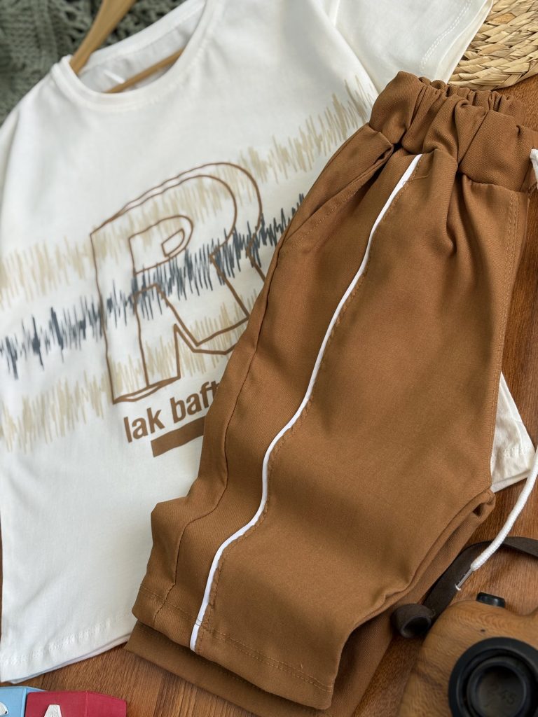 خط خطی قهوه ای (161597)