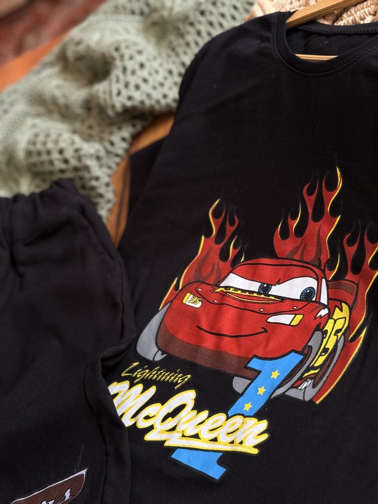 مک کویین (163598)